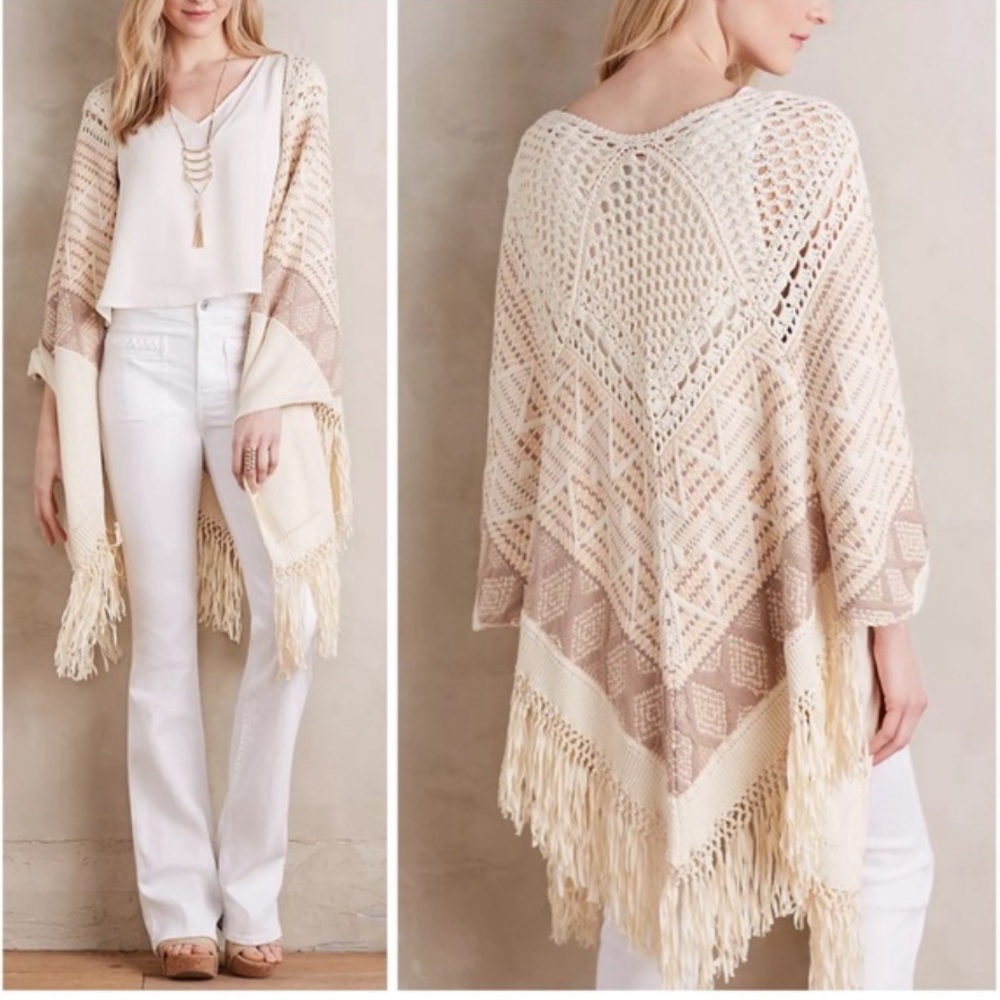Boho Fringe Knit Poncho Anthropologie MOTH Calipatria Shawl NWT O/S Petite